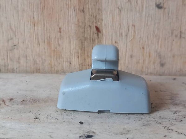 Volkswagen Polo 9N Zonneklep Houder 3B0857561B