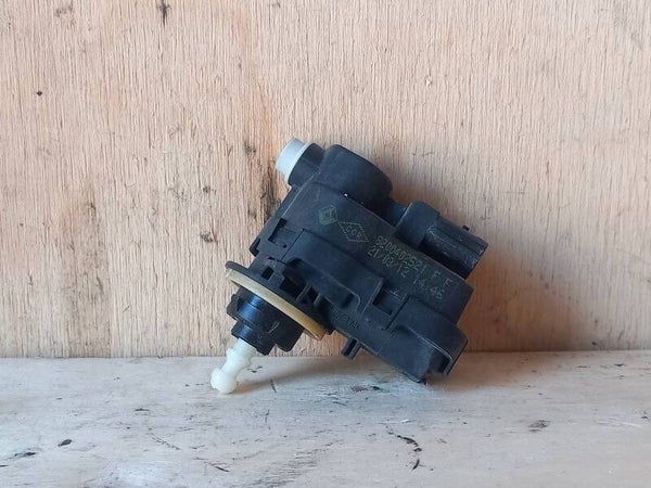 Renault Twingo II Stelmotor Koplamp 8200402521