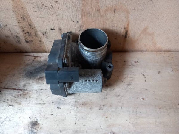 Volkswagen Fox 1.2 Gasklephuis 03D133062E