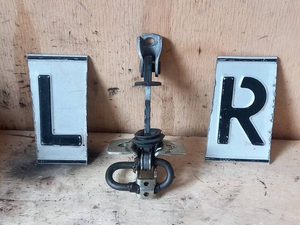 Volkswagen Fox Deurvanger Links / Rechts 5Z3837249