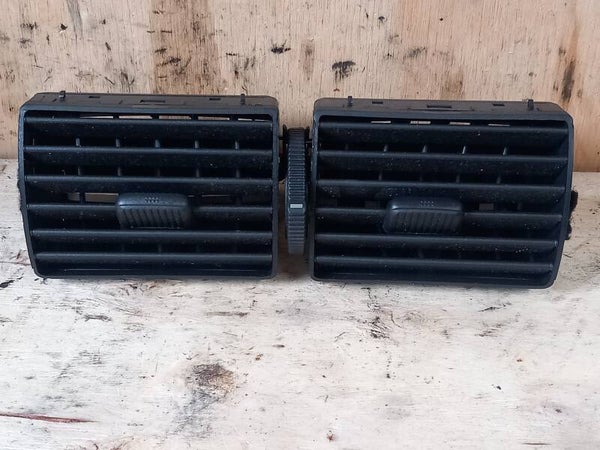 Volkswagen Fox Luchtrooster Dashboard Midden 5Z0819728