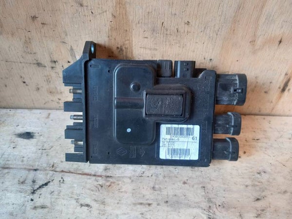 Renault Scenic III Zekeringskast BDU 243800005R