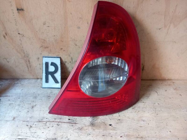 Renault Clio II Achterlicht Rechts 8200071414