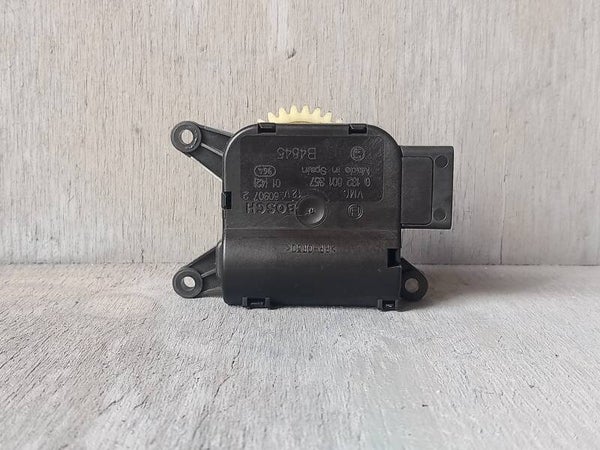 Seat Ibiza 6L Kachelklepmotor +Clima 0132801357
