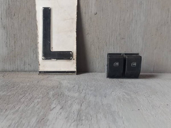 Seat Ibiza 6L Raamschakelaar Links 6Q0959858
