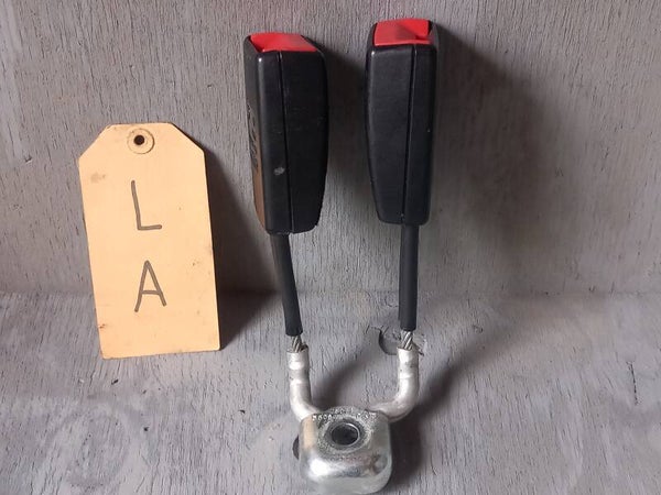 Seat Ibiza 6L Gordel Insteek Links Achter 6Q0857488D