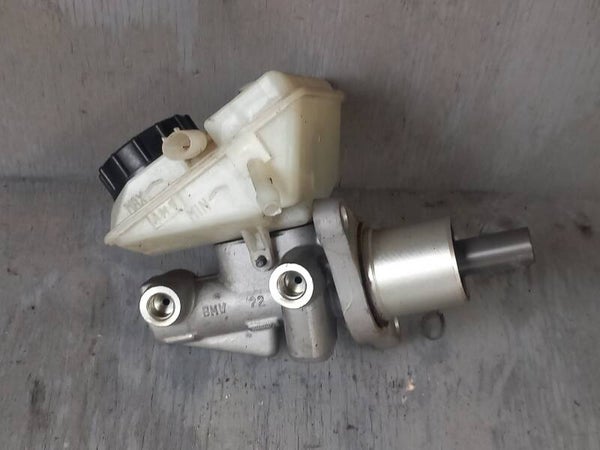 Mini Cooper R50 1.6 16v Hoofdremcilinder 033508-84831