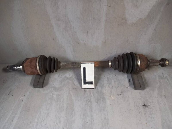 Nissan Micra III 1.2 16v Aandrijfas Links 39101AY100