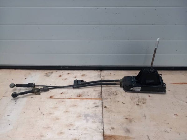 Nissan Micra III Schakelkabels Versnellingsbak 34108AX215