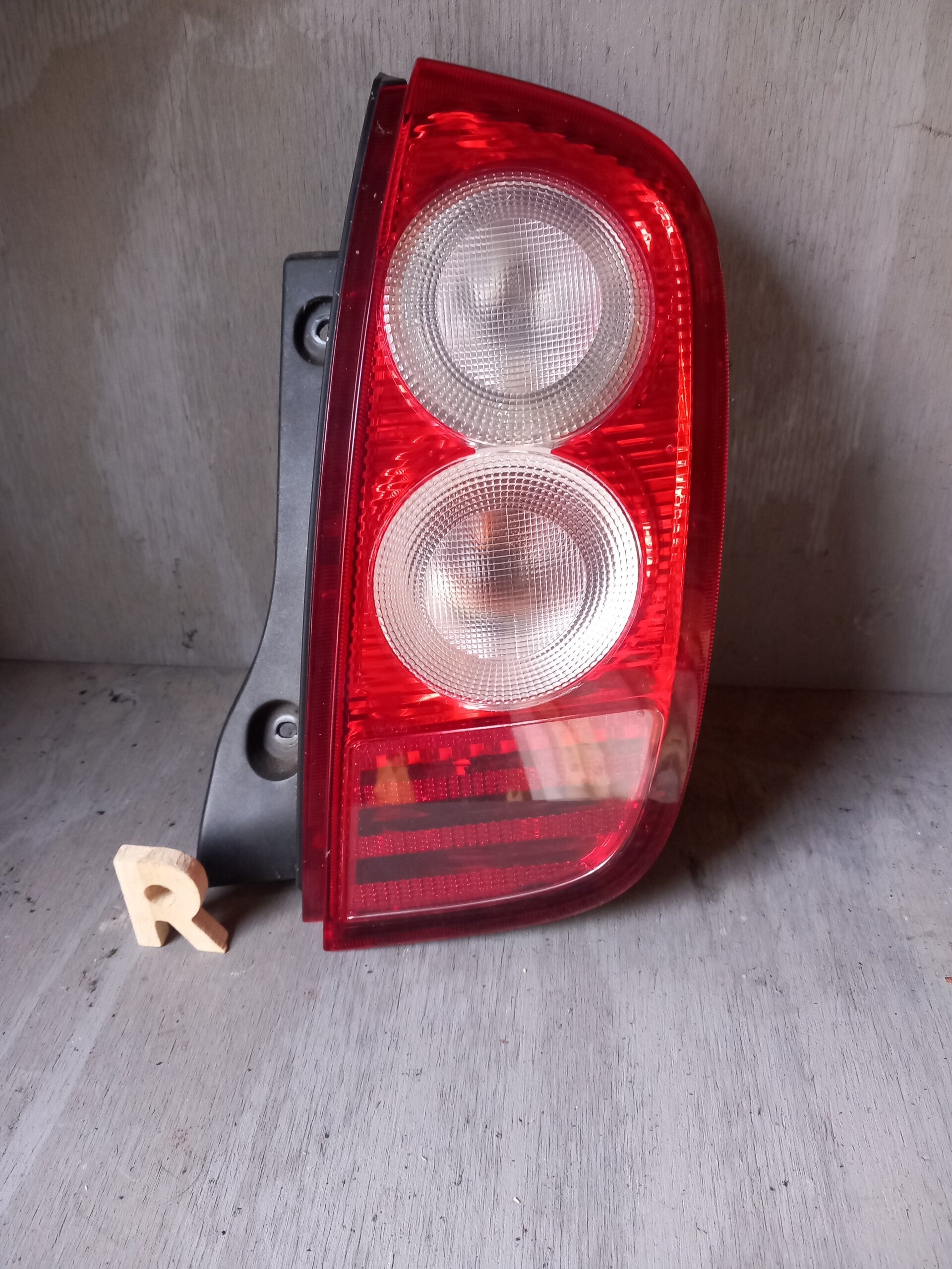 Nissan Micra III Achterlicht Rechts 26554AX710