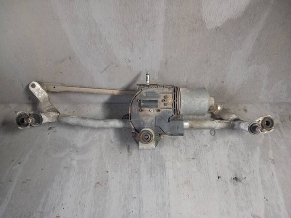 Volkswagen Caddy III Ruitenwissermechaniek + Motor Voor
