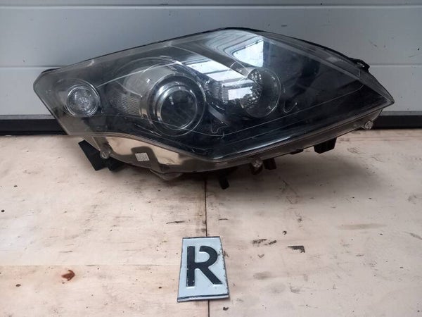 Renault Laguna III Koplamp Rechts Xenon 260100043R