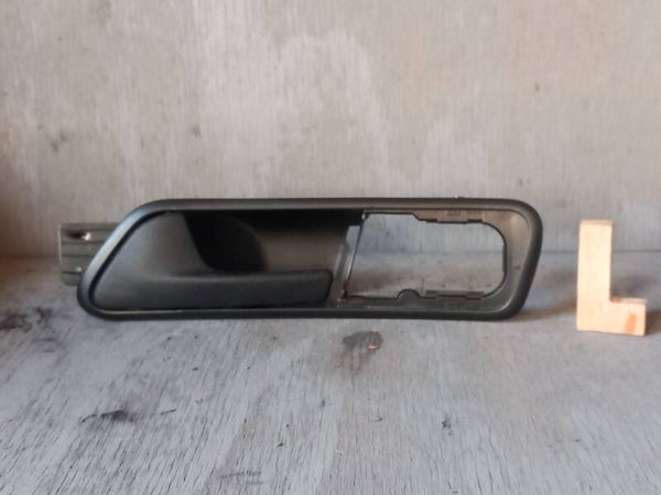 Volkswagen Caddy III Portieropener Links Binnen 2K1837113B