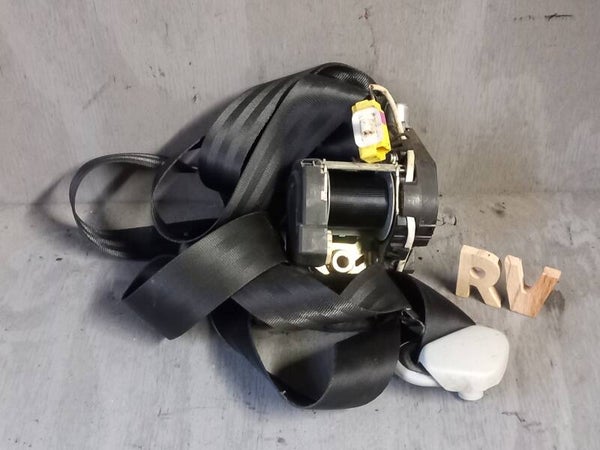 Volkswagen Caddy III Gordel Rechts Voor 2K0857806E