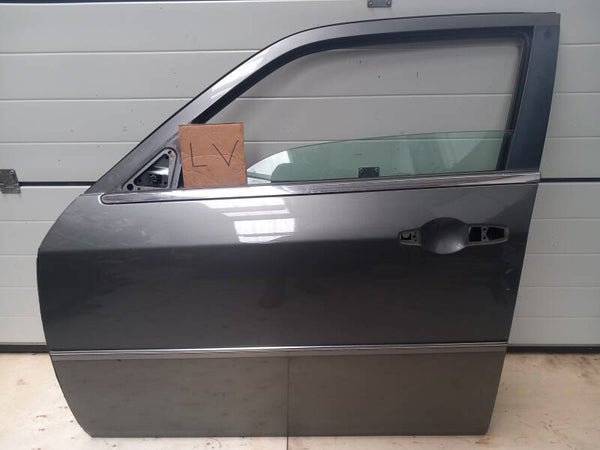 Chrysler 300C Portier Links Voor PDM Grijs