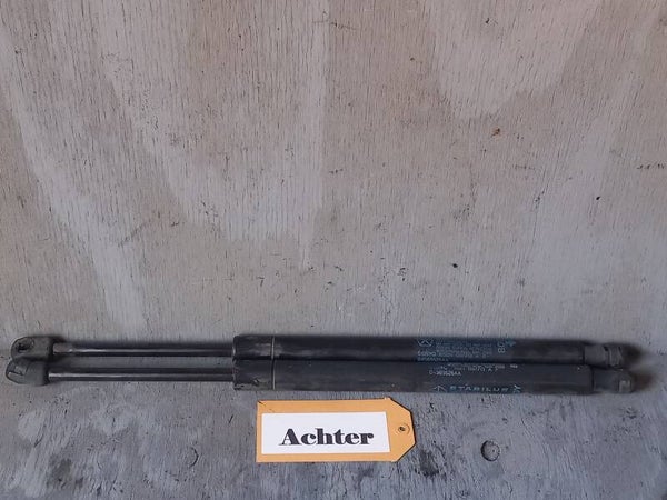 Chrysler 300C Touring Gasveer Kofferklep Set 04589626AA
