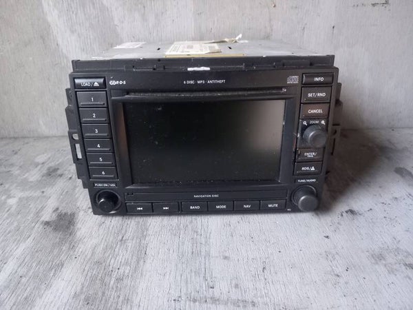 Chrysler 300C Radio Navigatie Origineel 05064191AD