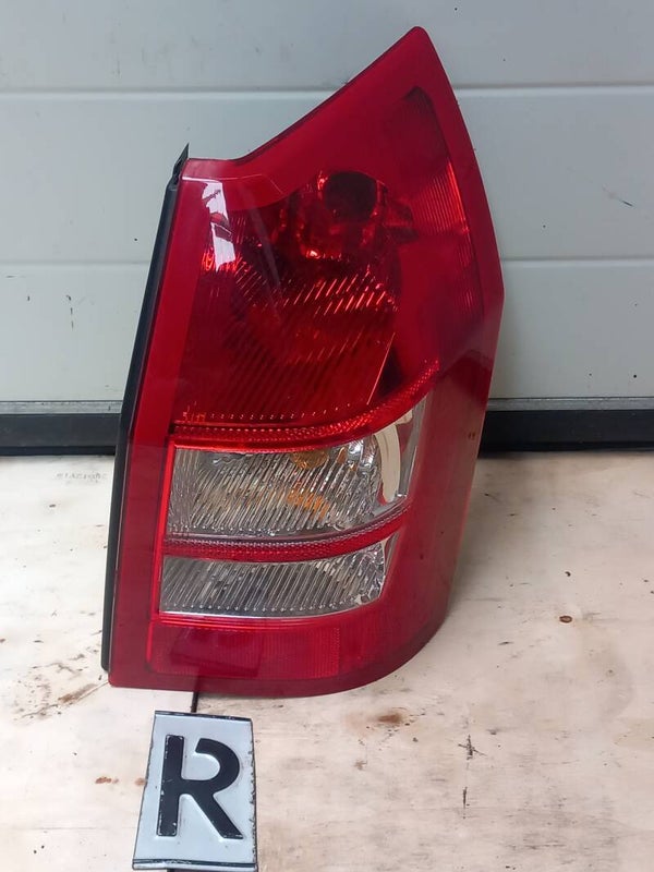 Chrysler 300C Touring Achterlicht Rechts 04805966AH