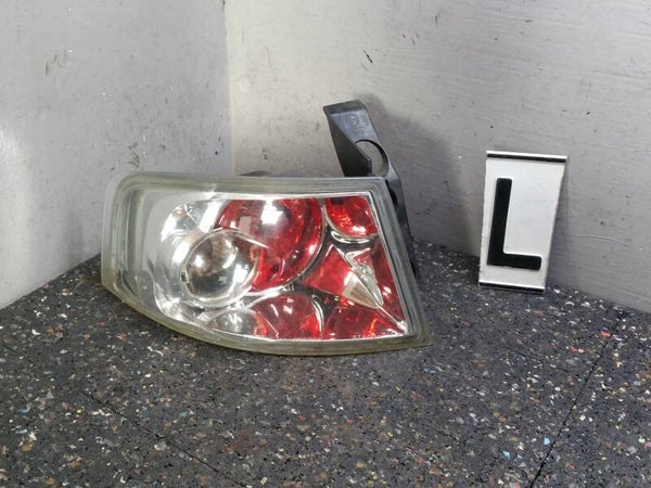 Achterlicht linksbuiten Seat Ibiza 6L 1.2-12V ) 6L6945257