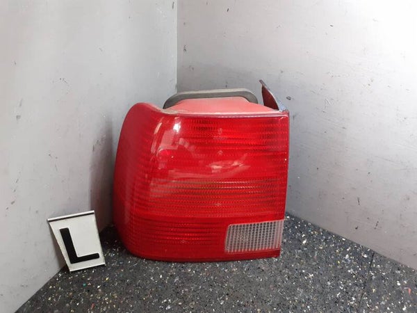 Achterlicht Links 1996 t/m 2000  Volkswagen Passat B5
