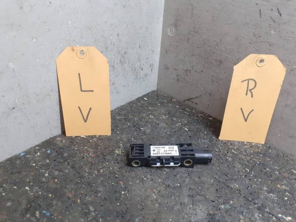 Crashsensor Chrysler 300C 3.0 V6 CRD ('04-'11) 04671779AC