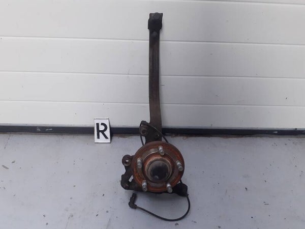 Fusee rechtsvoor  Chrysler 300C 3.0 V6 CRD ) 04782704AB