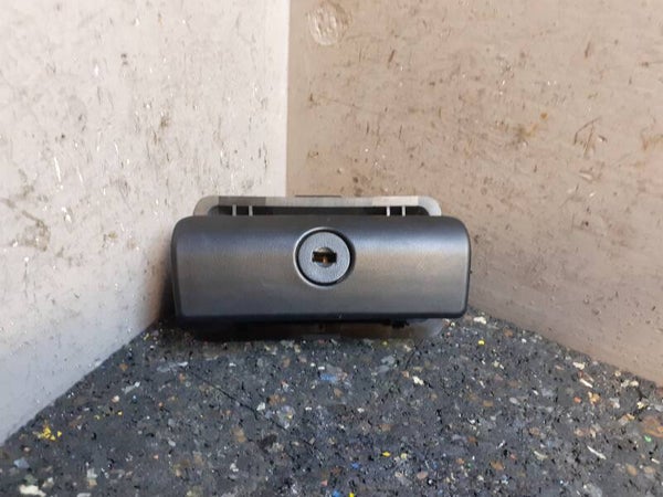 Handgreep dashboardkastje BMW 3-serie E46 320d ('99-'05)