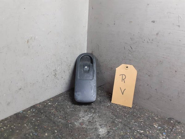 Raamschakelaar rechtsvoor Renault Scenic II 1.6) 156013740