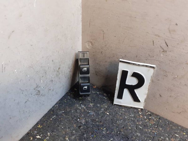 Raamschakelaar rechtsvoor BMW 3-serie E46 320d) 6131-8381514