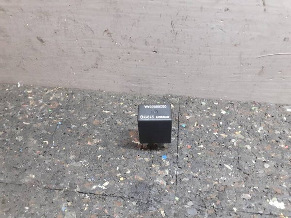 Relais power Chrysler 300C 3.0 V6 CRD ('04-'11) 05269988AA