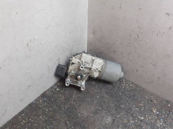 Ruitenwissermotor voor Audi A4 Avant B6 2.5 TDI ) 8E1955119