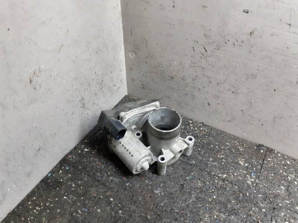 Gasklephuis Volkswagen Polo 9N3 ('05-'09) .0C133062B