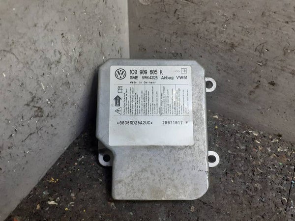 Airbagmodule Skoda Fabia Combi 6Y 1.4-16V ) 1C0909605K