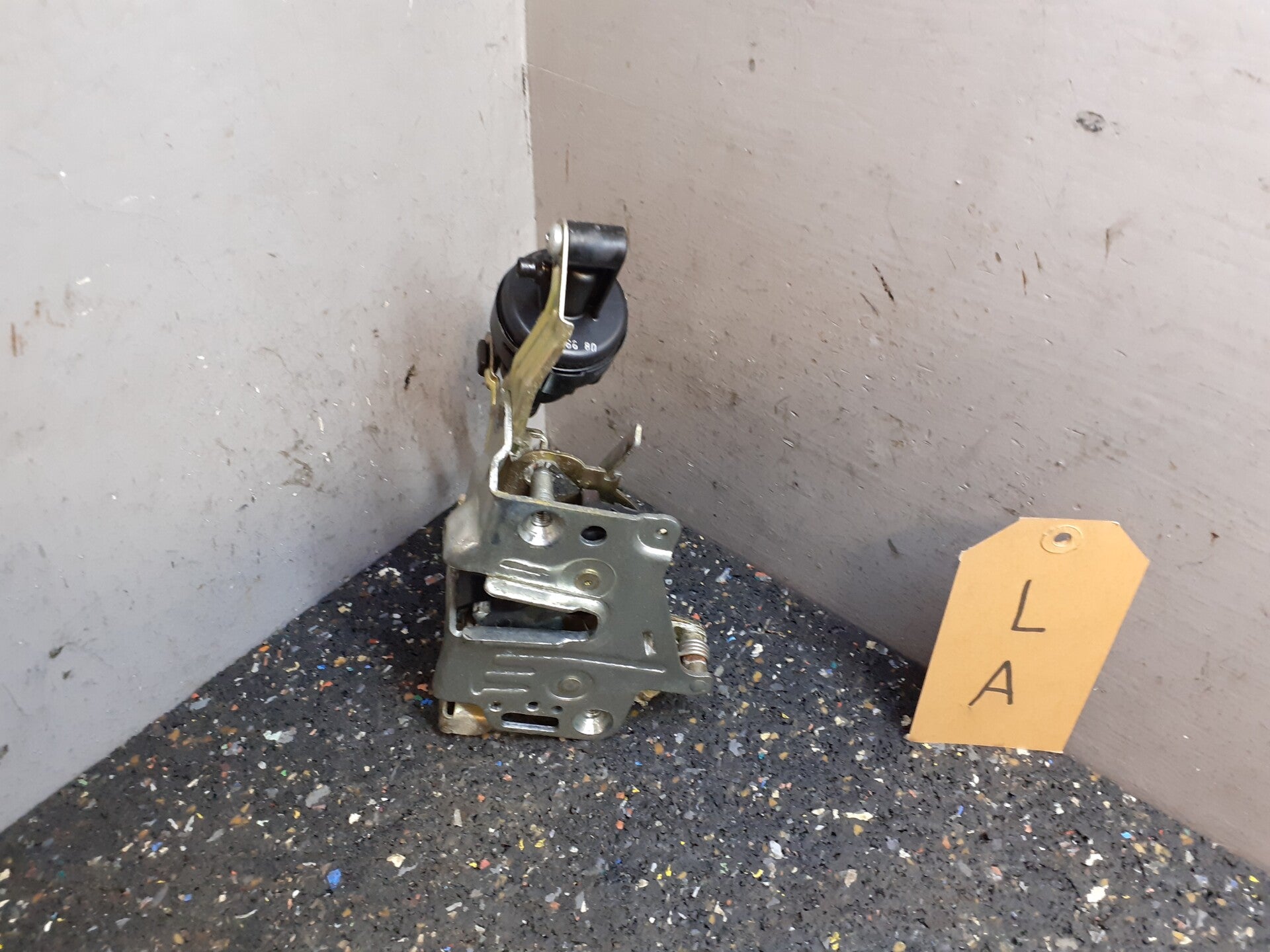 Deurslot mechaniek  Links Achter 92 - 00 Mercedes C-klasse