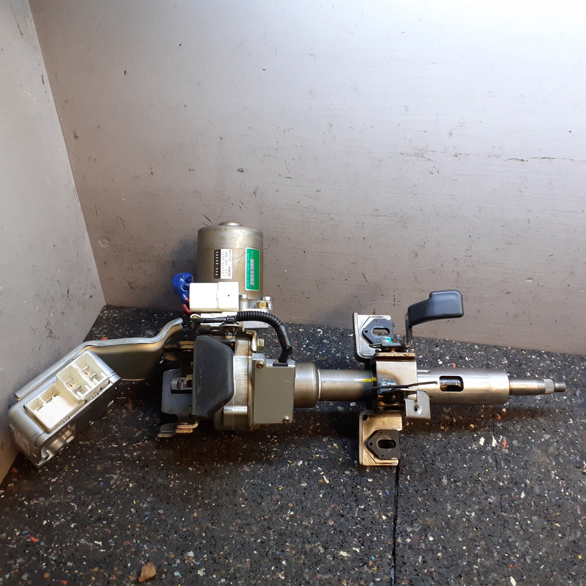 Stuurkolom Daihatsu Cuore VI 1.0-12V Tokyo (03-'09) 37062178