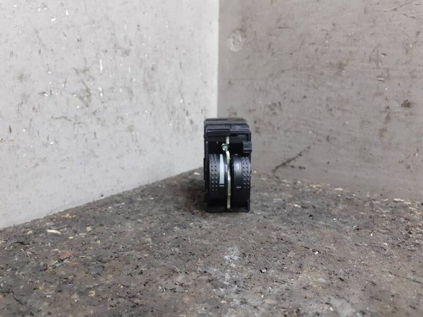 Koplamp i.h.v. schakelaar Skoda Fabia Combi 6Y ) 6Y0919094E