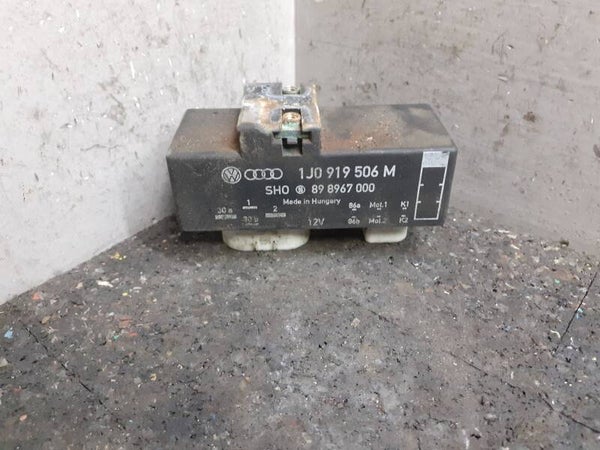 Module Koeling Skoda Fabia Combi 6Y 1.4-16V ) 1J0919506M