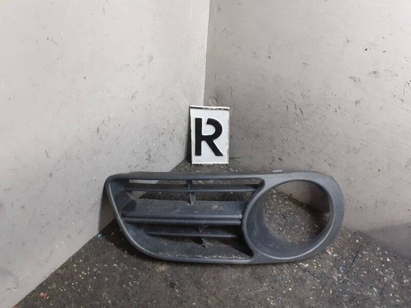 Afdekkap mistlamp rechts Skoda Fabia Combi 6Y ) 6Y0853666F