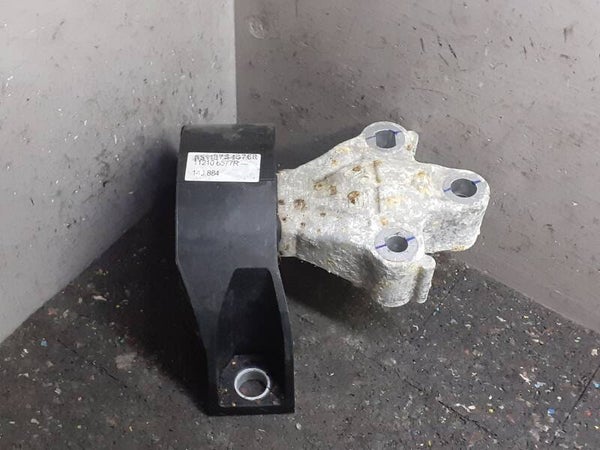 Renault Zoe Q210 Motorsteun 112106577R