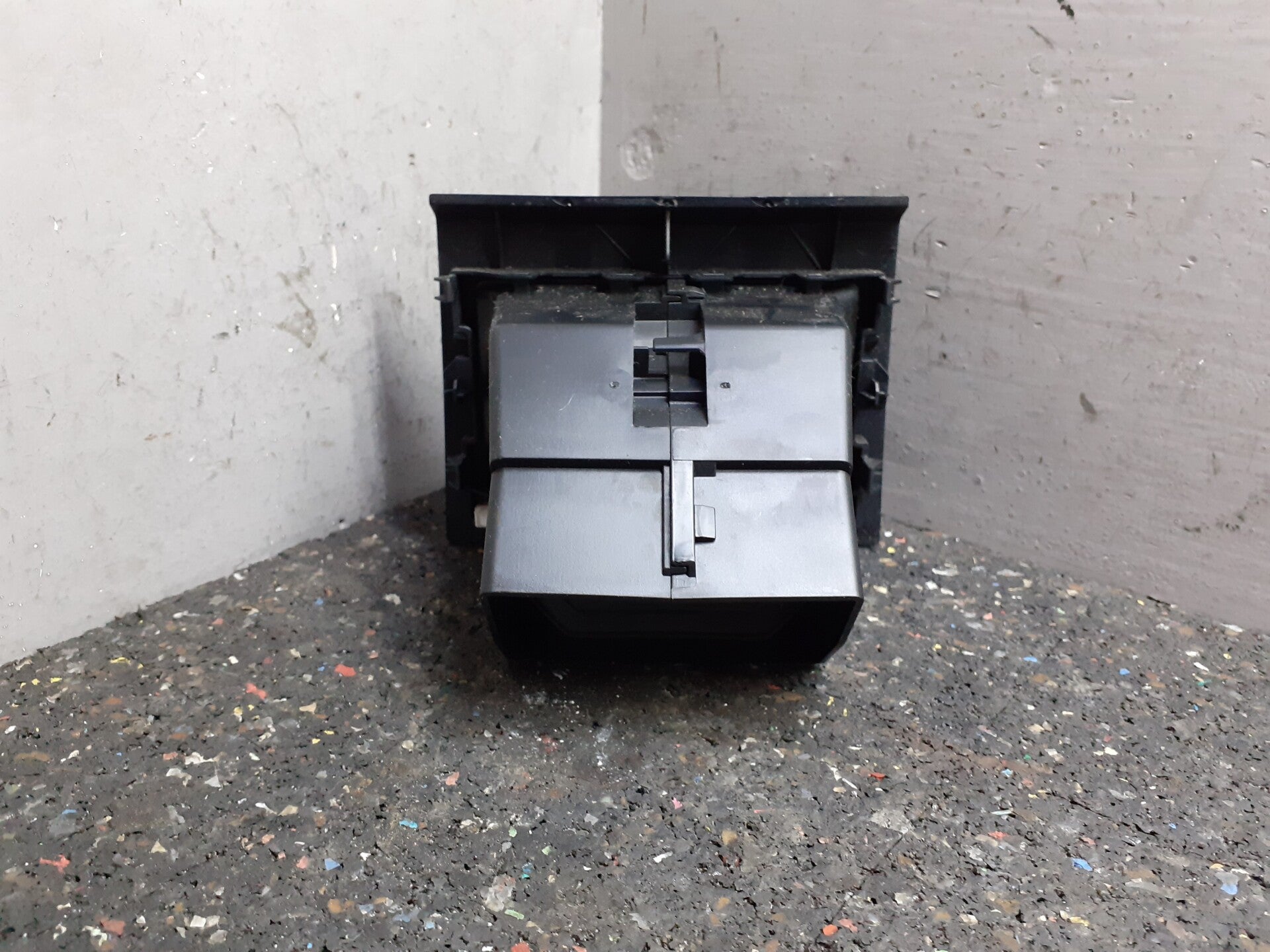 Dashboard Luchtrooster Midden Achter 04 - 08 Skoda Octavia