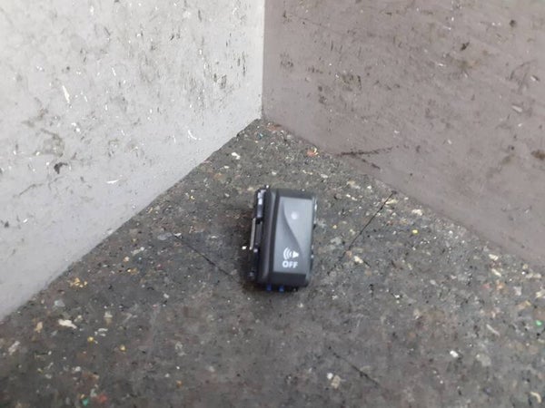 Renault Zoe Q210 PDC Schakelaar 25A67305R