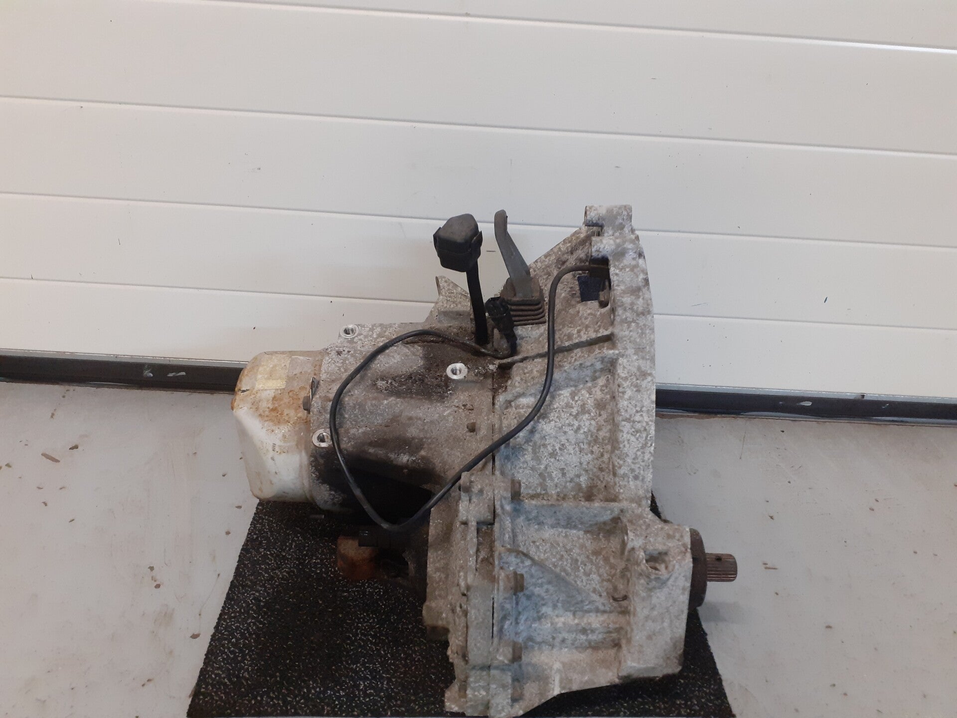 Versnellingsbak Volvo V40 I 1.8 Luxury ('96-'04)