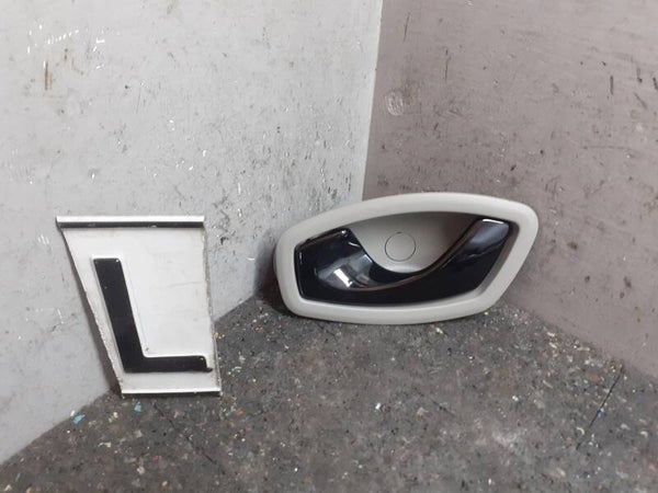 Renault Zoe Q210 Portiergreep Links Binnen Zwart 806700006R