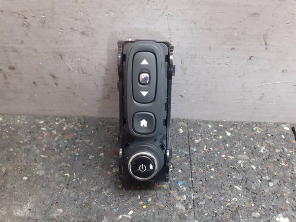 Renault Zoe Q210 Regelunit Multi Media 253B08825R