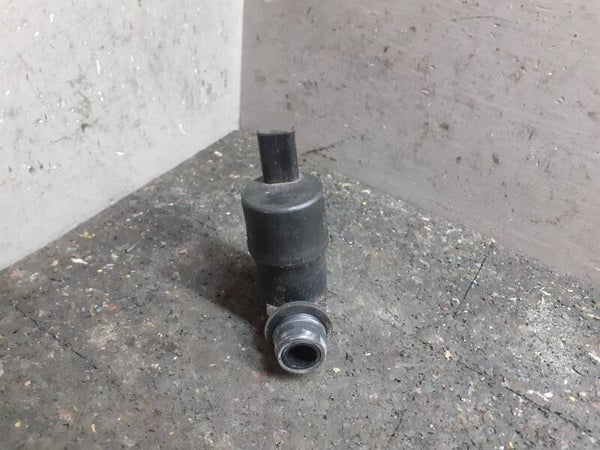 Renault Zoe Q210 Ruitensproeierpomp Origineel 9641553880