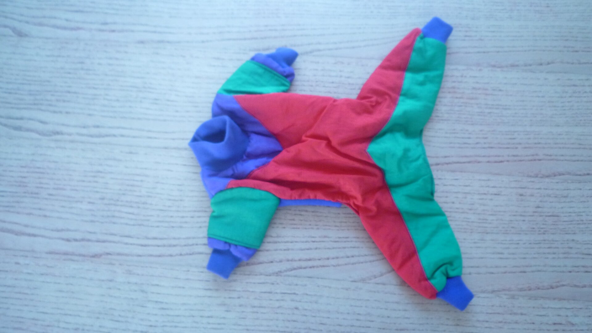 Hondentrui allerlei kleuren 27 cm