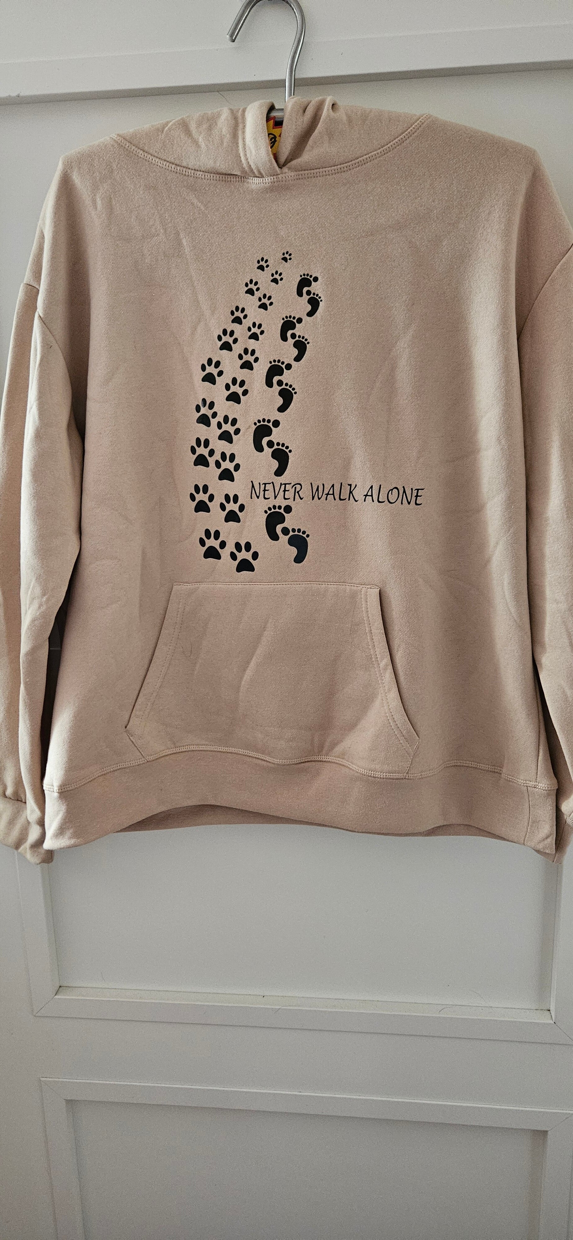 Hoodie NEVER WALK ALONE Keuze Maat L of 2XL