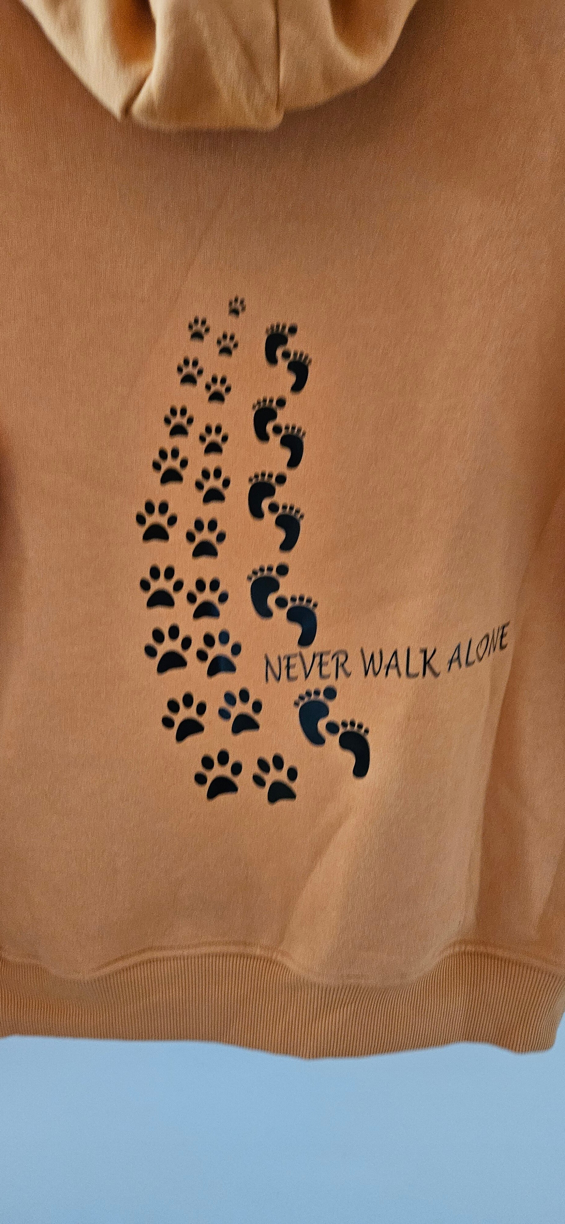 Vest NEVER WAK ALONE Maat L