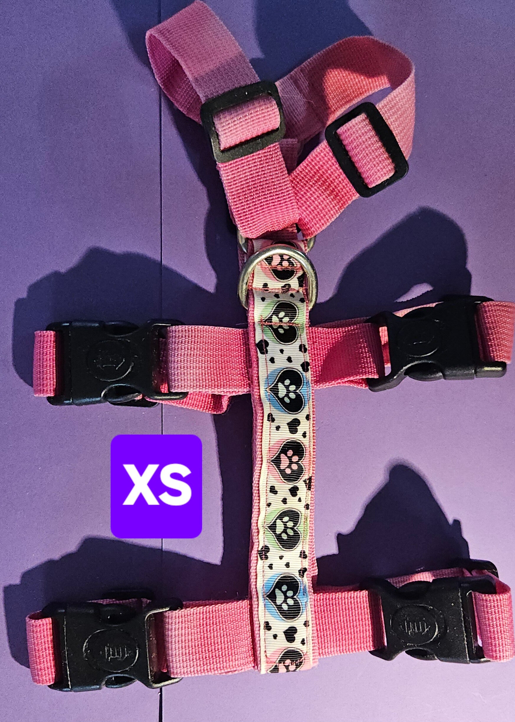 Nieuw Roze tuig wat verkleurt is door de zon Maat XS
