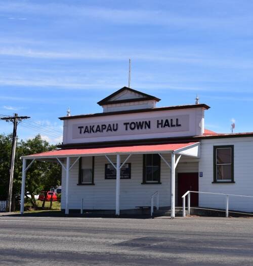 town-hall-standard-d9blxo.jpg